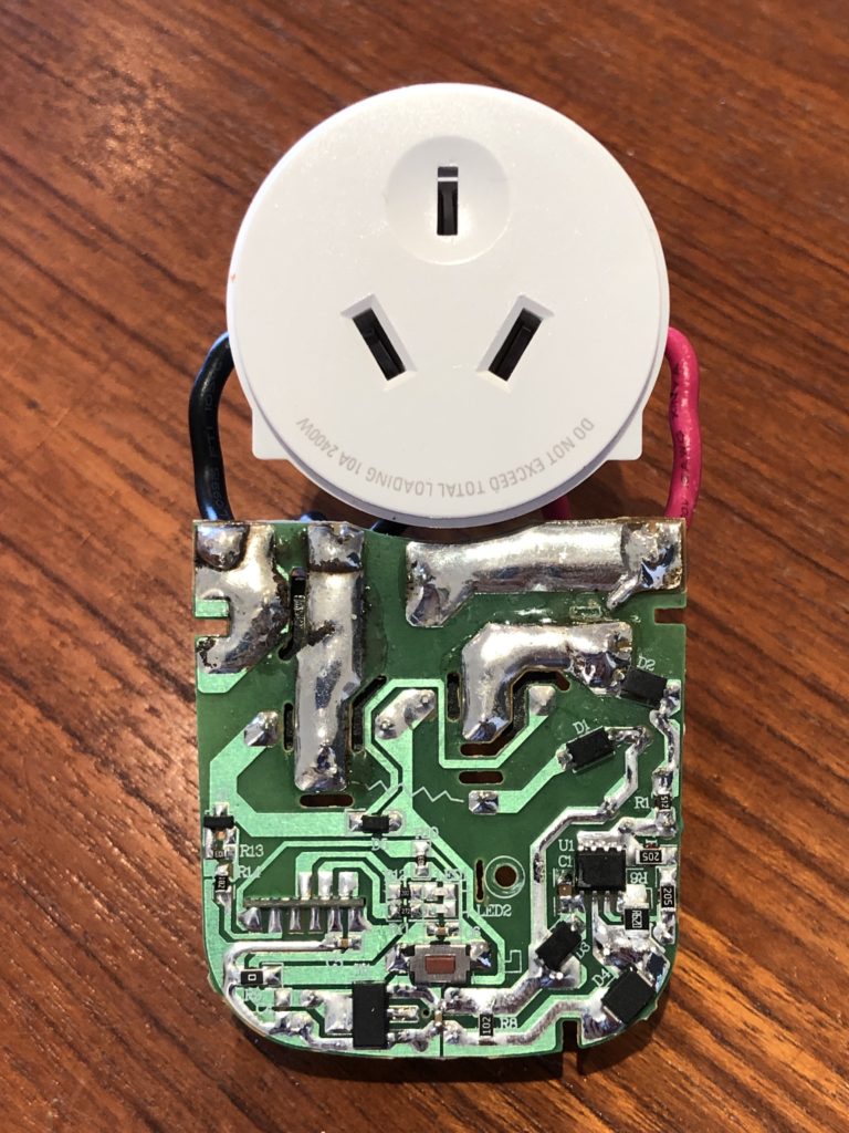 Arlec Smart Plug In Socket Circuit Board Underside View